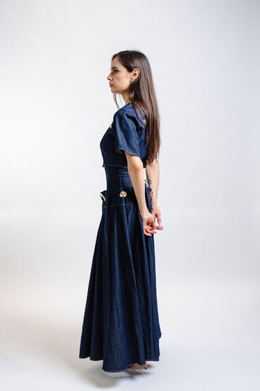 CONJUNTO DENIM DETALLES DORADOS