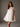 VESTIDO BLANCO EN LINEA A