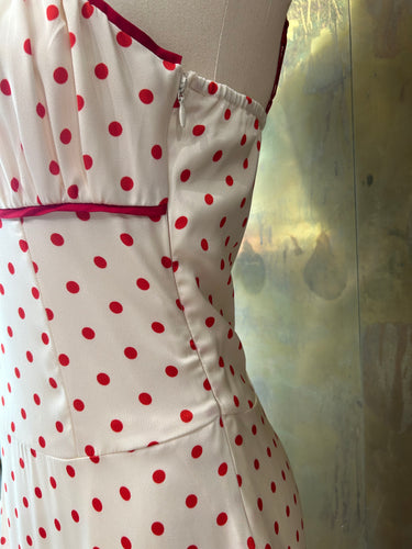 POLKADOT MIDI DRESS RED