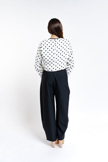 PANTALON NEGRO Y VERDE CORTE GLOBO