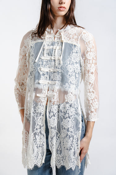 CONJUNTO CON DETALLES DE ENCAJE