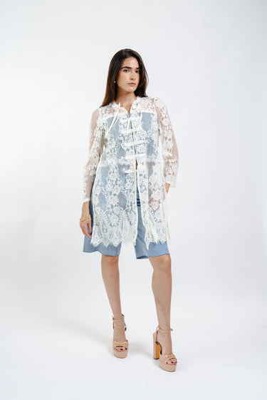 CONJUNTO CON DETALLES DE ENCAJE