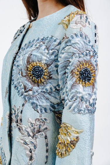 BLAZER CON DETALLES DE ROSAS CON PEDRERIA ROSA/AZUL