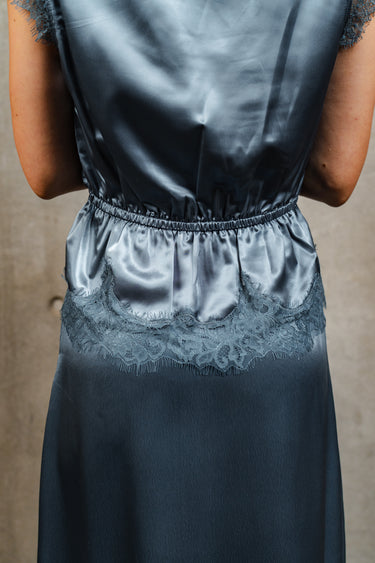 DUSTY BLUE SATIN SET