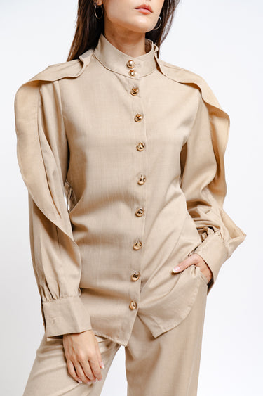 CONJUNTO KHAKI CON BOTONES DORADOS