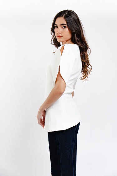 BLUSA BLANCA CON ABERTURA EN LAS MANGAS
