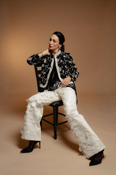 3D APPLIQUE PANTS